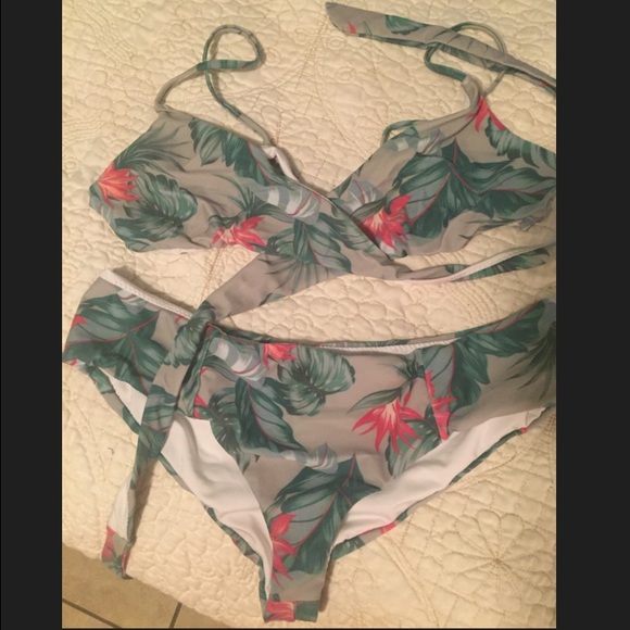 Mumu swimwear