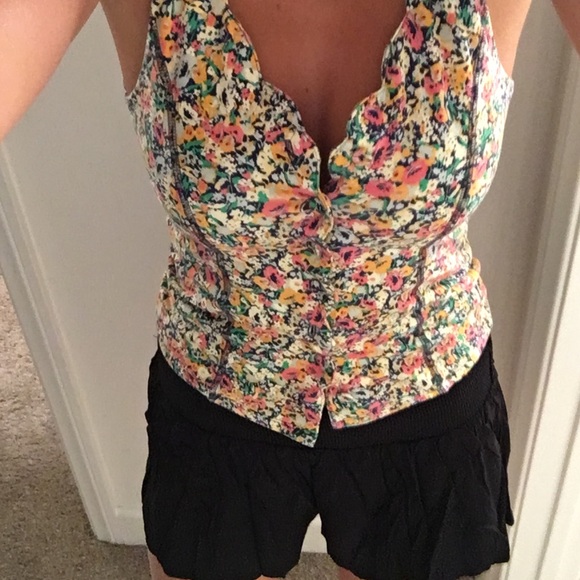 Floral tank