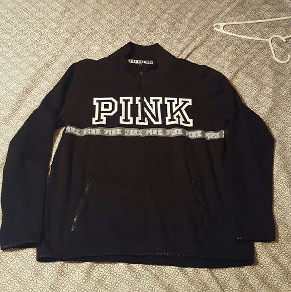 VS PINK SZ L ULTIMATE HALF ZIP !