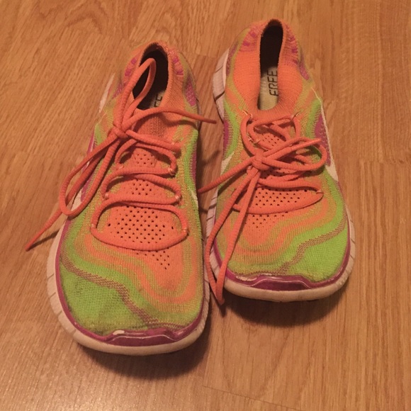 Women's Nike Free Flyknit size 5.5
