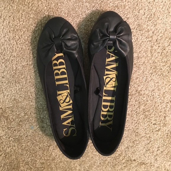 Black flats