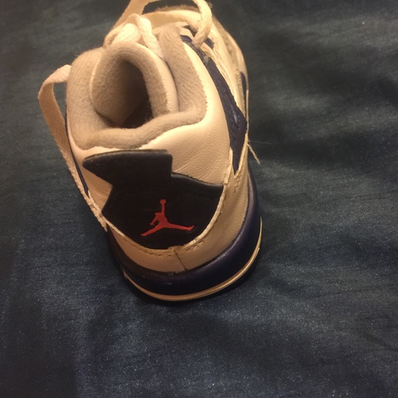 Jays - Picture 2 of 3