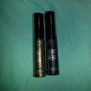 SOLD - Urban Decay Heavy Metal glitter liner