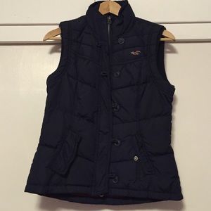 Hollister vest
