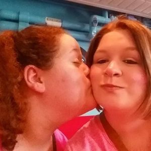 Meet your Posher, Cally