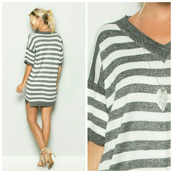 December Tunic Dress - Picture 2 of 3