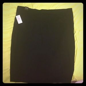 Torrid black fold over pencil skirt