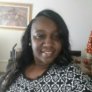 Meet your Posher, Ebony