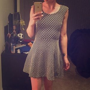 Textured print skater ponte dress size XS/S