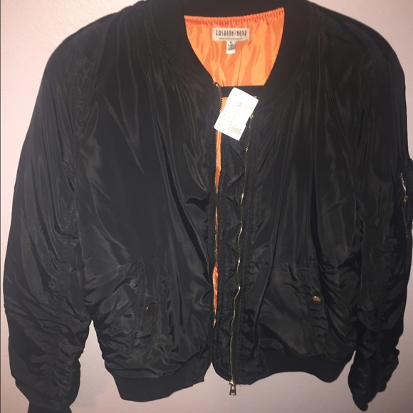 Fashion Nova Black Bomber 😍🙈brand new !!