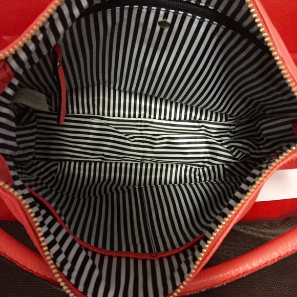 NWT Authentic Kate Spade, Cobble Hill, Small Ella - Picture 4 of 4