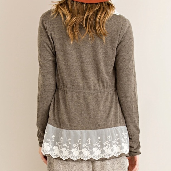 LAST Small Lace Ruffle Cardigan - Picture 4 of 4