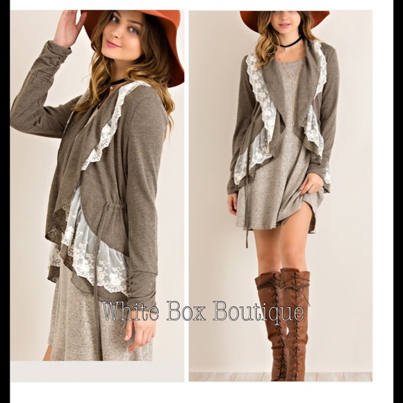 LAST Small Lace Ruffle Cardigan - Picture 3 of 4