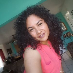 Meet your Posher, Ivonne