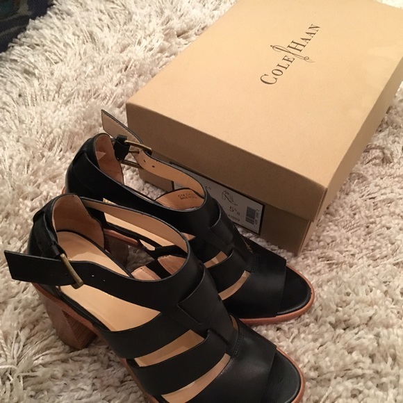 🚫SOLD🚫Cole Haan Black Stacked Heel Sandals - Picture 3 of 3