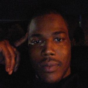 Meet your Posher, Pierre