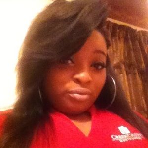 Meet your Posher, Karolyn