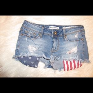 American Flag Pockets Denim Shorts! 🇺🇸