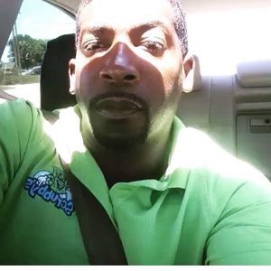 Meet your Posher, Larry