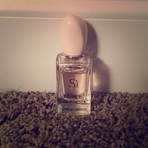 SI by Giorgio Armani