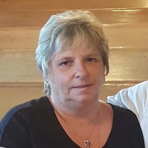 Meet your Posher, Brenda