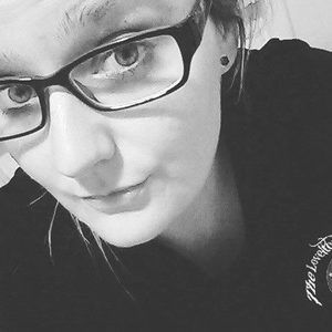 Meet your Posher, Cari