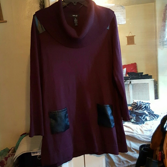Plum Style n Co lightweight Sweater