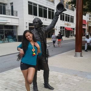 Meet your Posher, Maia