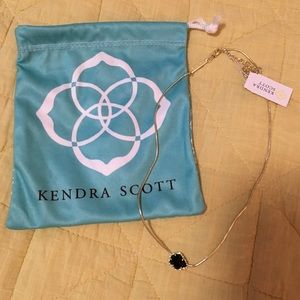 NWT Kendra Scott Mara necklace. Black and gold.