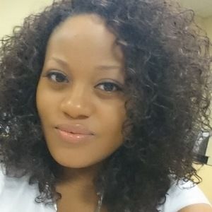 Meet your Posher, Adreianne