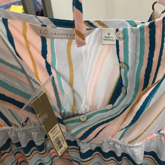 Dress - Picture 3 of 4