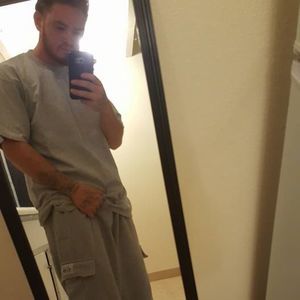 Meet your Posher, Adrian