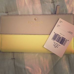 Kate Spade Stacy cedar street wallet!  NWT!👀