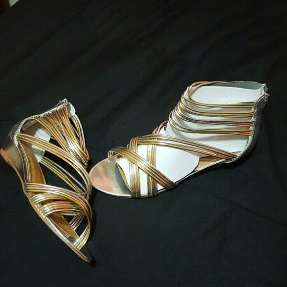 New: Gladiator Sandal Multi Metallic