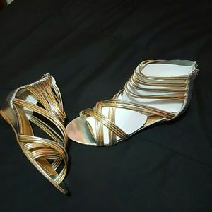 New: Gladiator Sandal Multi Metallic