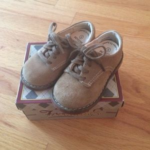 Adorable boy's dress shoes!