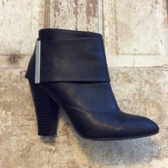 Qupid black ankle booties with chunky heel - Picture 2 of 2