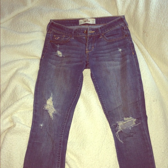 Hollister distressed super skinny jean