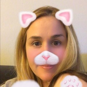 Meet your Posher, Jillian