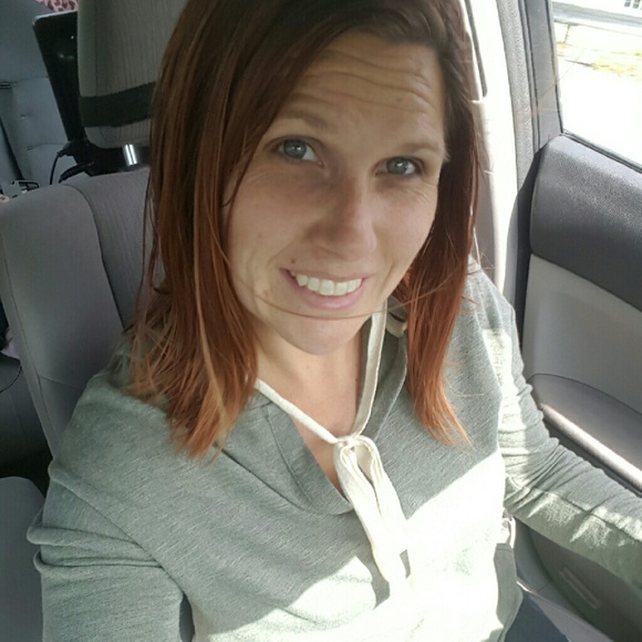 Meet your Posher, Trisha - Picture 1 of 1