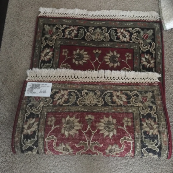 Rug - Picture 3 of 4