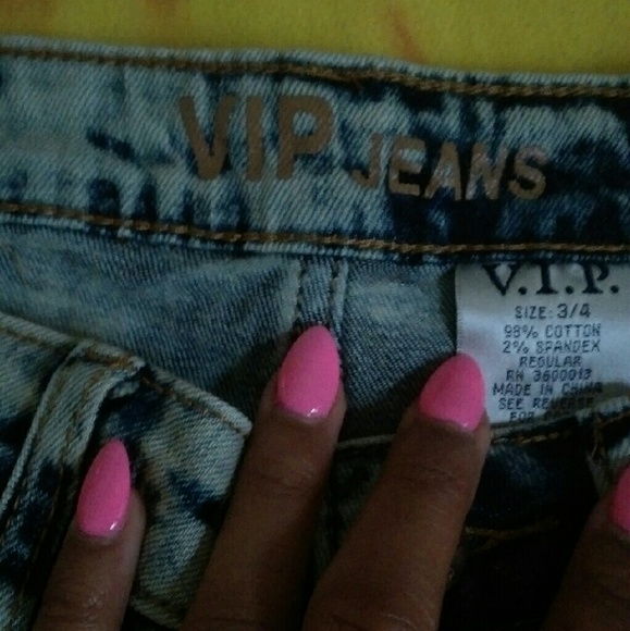 VIP Ripped Jeans - Picture 4 of 4