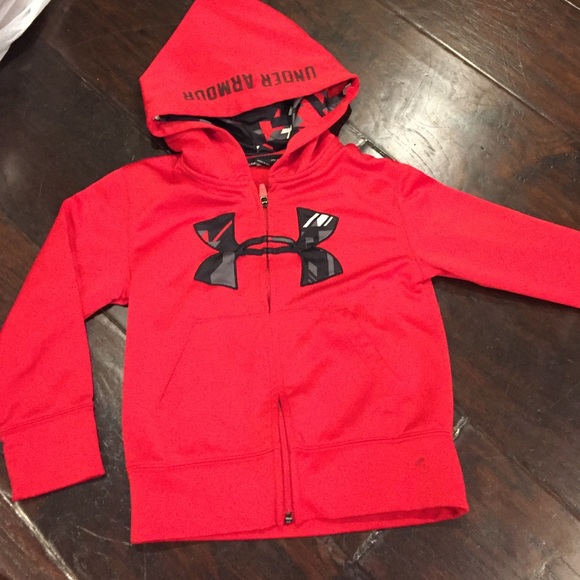 Under Armour dri fit sweatshirt