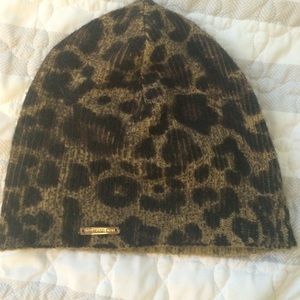 Super chic leopard print MichaelKors knit  beanie