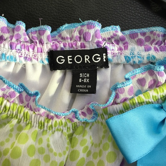 Girls size 6/6x top. - Picture 2 of 3