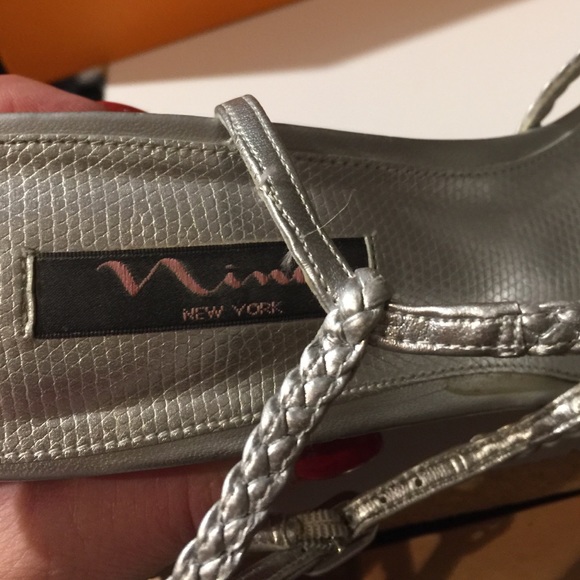 Shoes - Picture 2 of 4