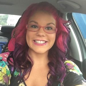 Meet your Posher, Cassondra