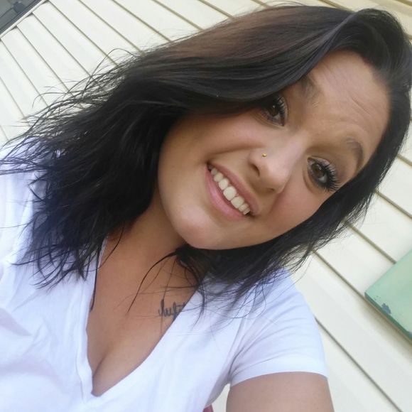 Meet your Posher, Michaela