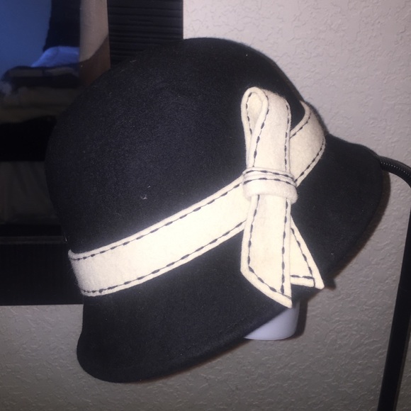 Black wool winter hat