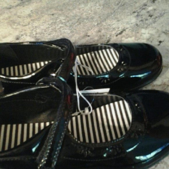 Kid school shoes